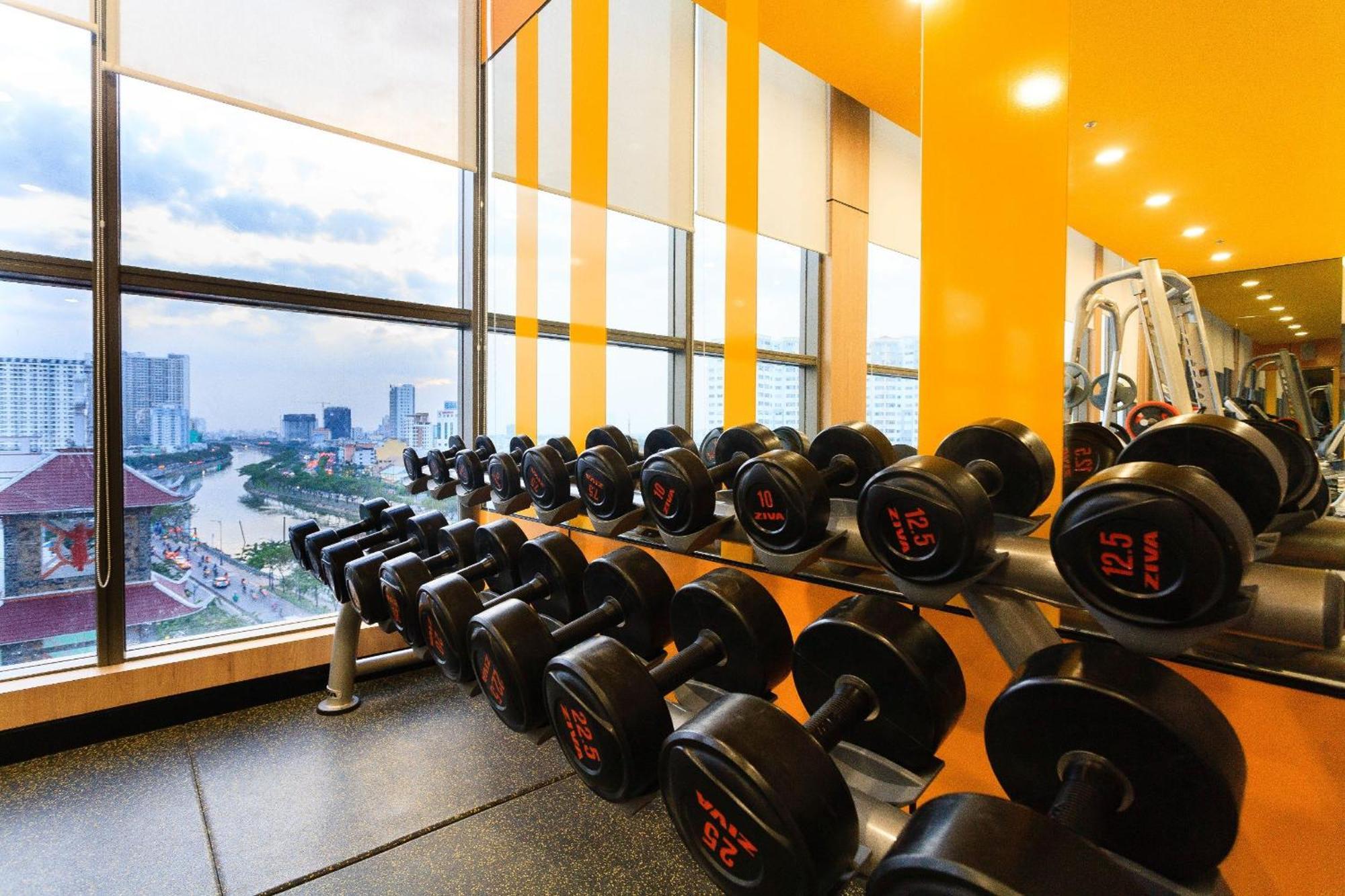 Henry Home - Rivergate Ho Chi Minh City Bagian luar foto
