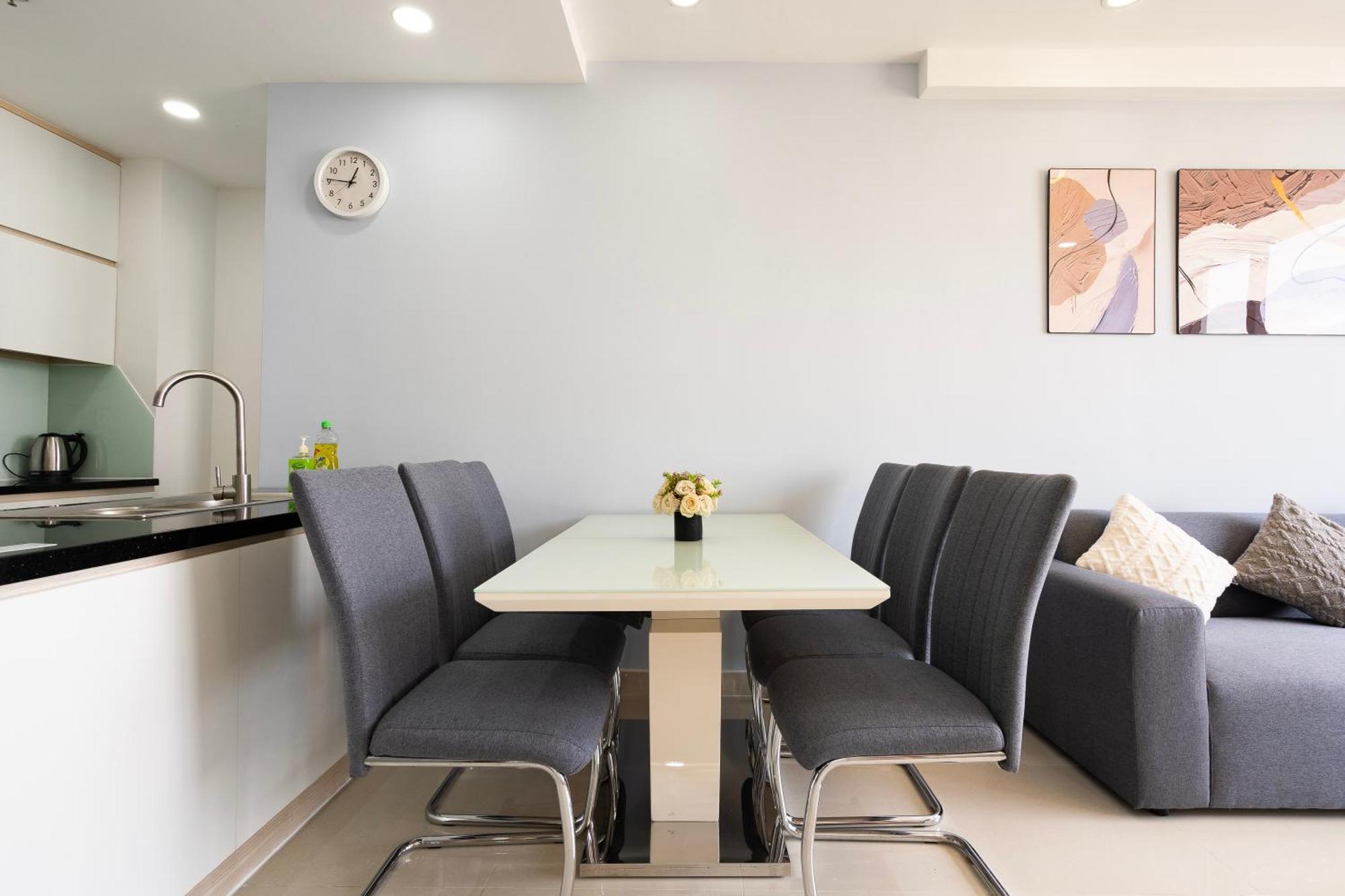 Henry Home - Rivergate Ho Chi Minh City Bagian luar foto