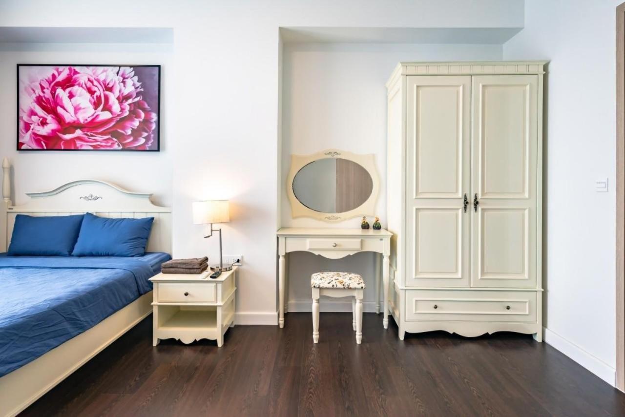 Henry Home - Rivergate Ho Chi Minh City Bagian luar foto