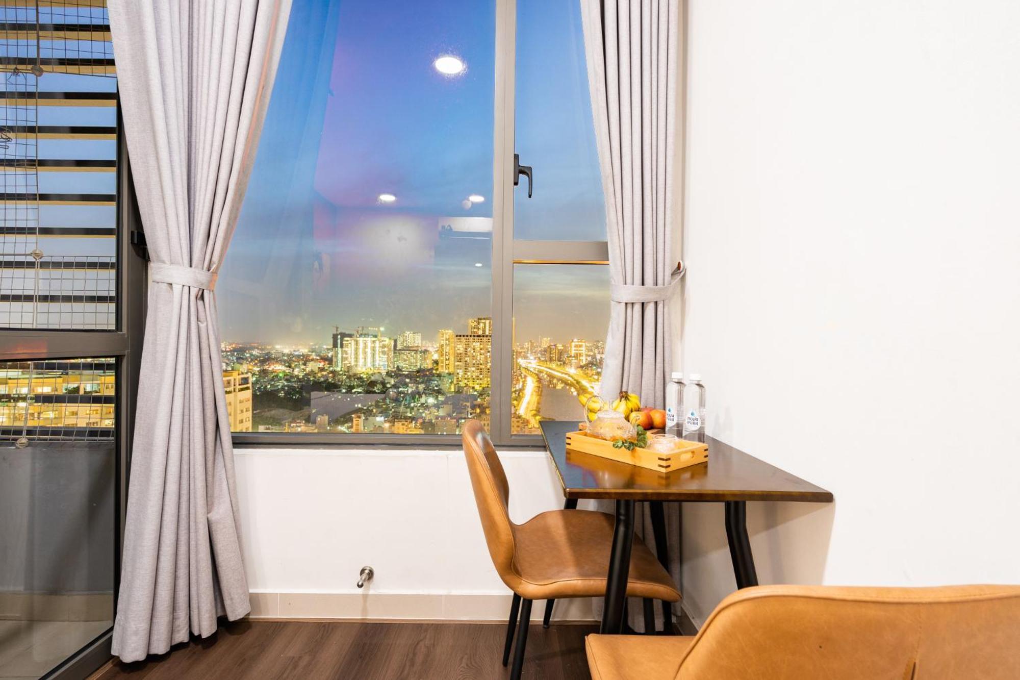 Henry Home - Rivergate Ho Chi Minh City Bagian luar foto