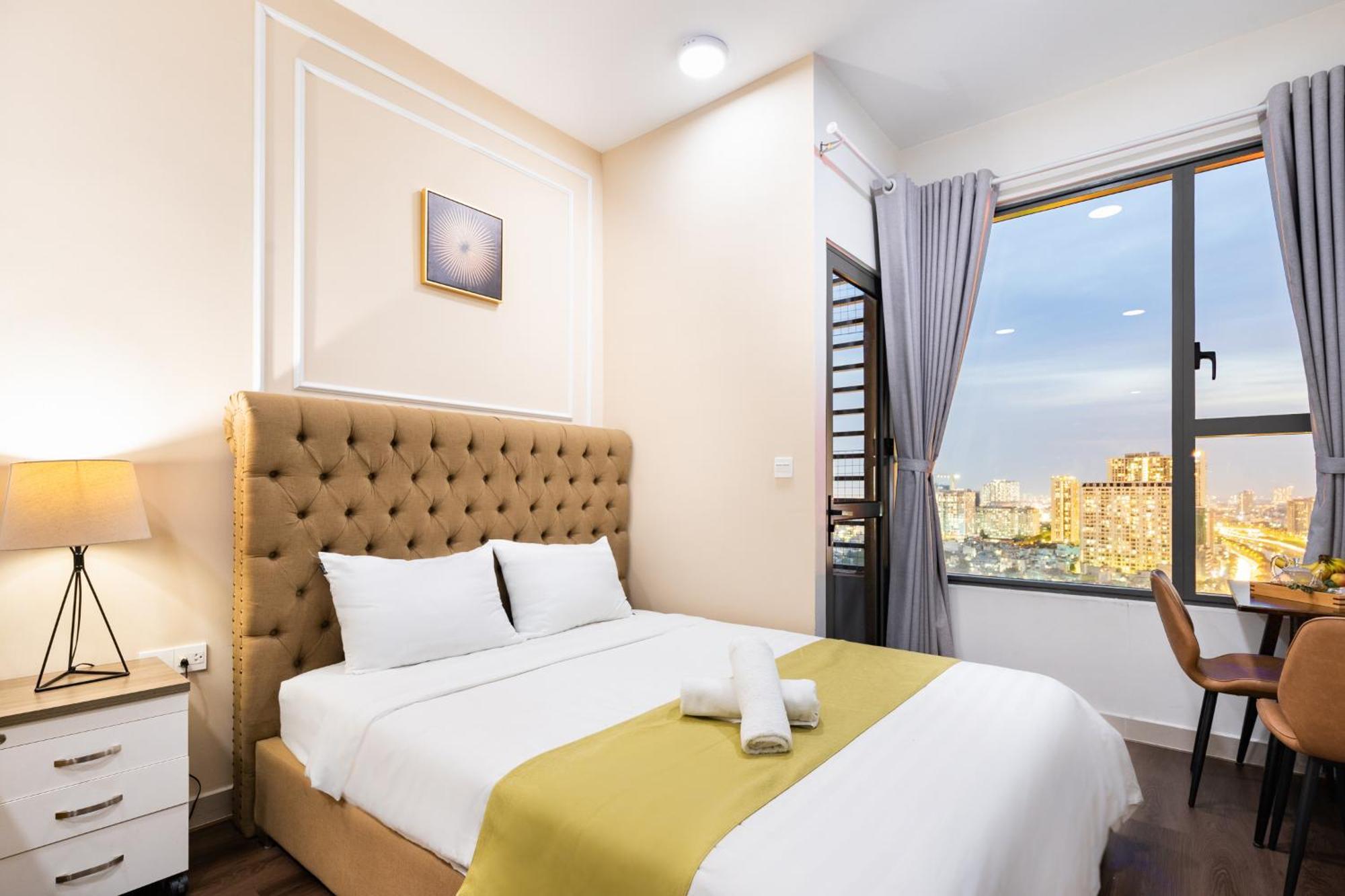 Henry Home - Rivergate Ho Chi Minh City Bagian luar foto